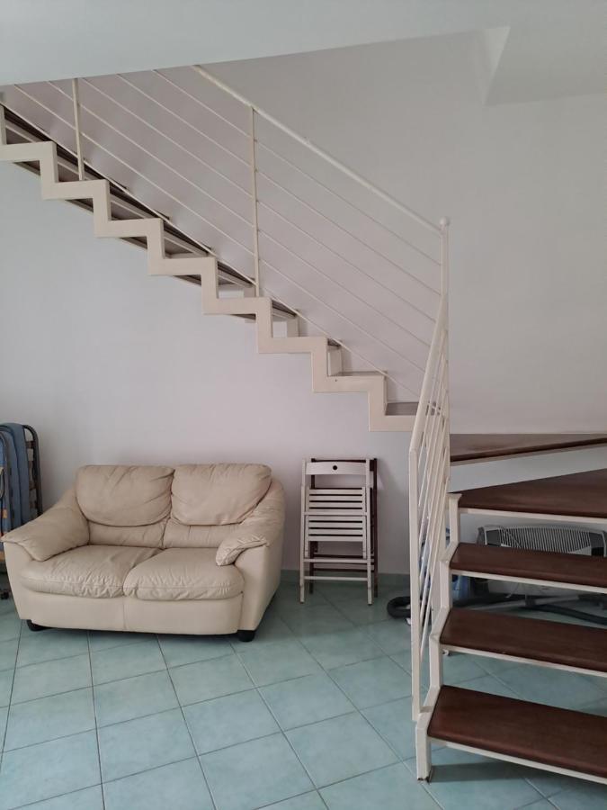 La Casa Di Checco Apartment ซานตามาเรีย ดิ กาสเตลลาบาเต ภายนอก รูปภาพ