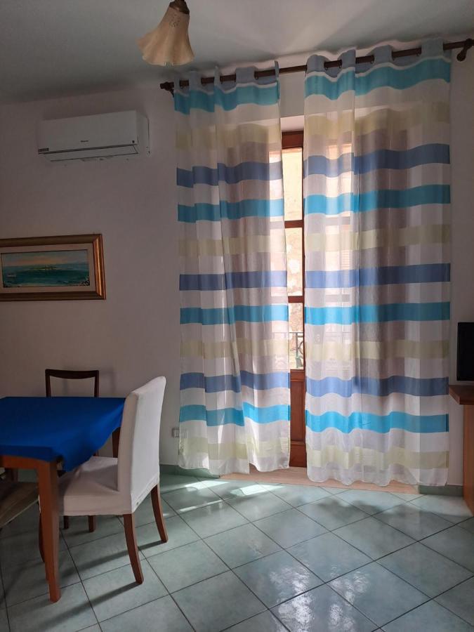 La Casa Di Checco Apartment ซานตามาเรีย ดิ กาสเตลลาบาเต ภายนอก รูปภาพ